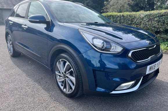 Kia Niro 1.6h GDi FIRST EDITION HYBRID AUTO 6