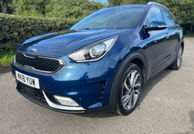 Kia Niro 1.6h GDi FIRST EDITION HYBRID AUTO 9