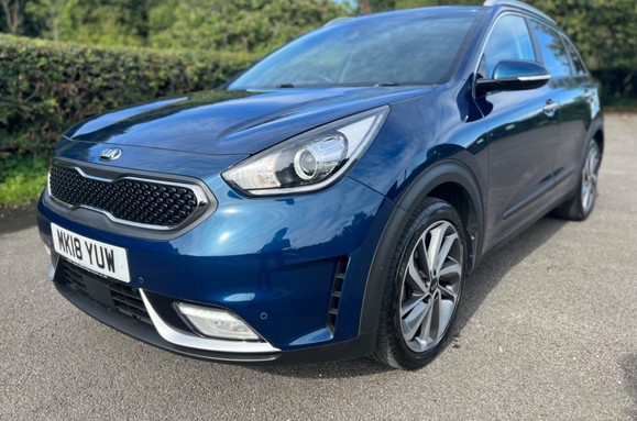 Kia Niro 1.6h GDi FIRST EDITION HYBRID AUTO 9