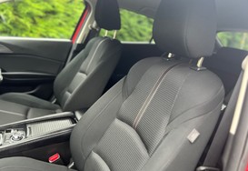 Mazda 3 2.0 SKYACTIVE-G SPORT NAV AUTOMATIC 32