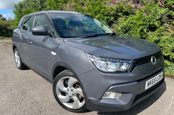 SsangYong Tivoli  1.6 e-XDi EX SUV 5dr DieseL 4