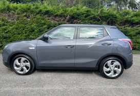 SsangYong Tivoli  1.6 e-XDi EX SUV 5dr DieseL 10