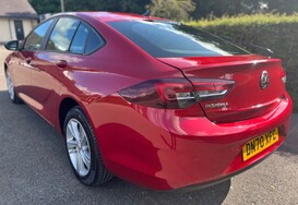 Vauxhall Insignia 1.5 D SE NAV GRAND SPORT 12