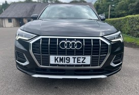 Audi Q3 1.5 TFSI SPORT 4