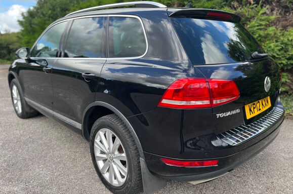 Volkswagen Touareg V6 SE 3.0TDI BLUEMOTION TECHN AUTO PAN ROOF 12