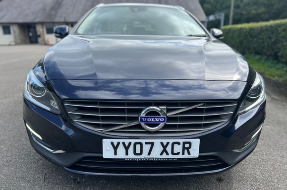 Volvo V60 2.0 D4 SE LUX NAV AUTO ESTATE 5