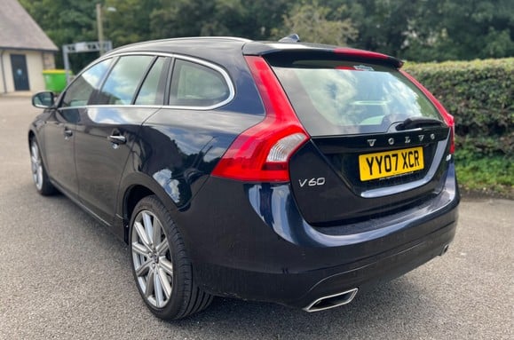 Volvo V60 2.0 D4 SE LUX NAV AUTO ESTATE 13