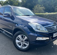 SsangYong Rexton 2.2D EX 7 SEATS 1