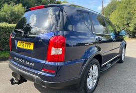 SsangYong Rexton 2.2D EX 7 SEATS 7