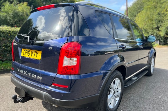 SsangYong Rexton 2.2D EX 7 SEATS 7