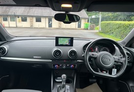 Audi A3 SPORTBACK TDI QUATTRO S LINE AUTO 32