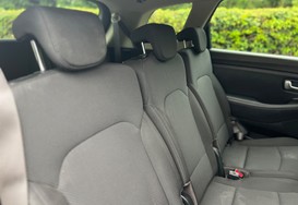 Kia Carens 1.6 GDi 2 7 SEATS 25