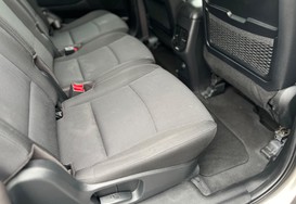 Kia Carens 1.6 GDi 2 7 SEATS 27