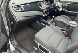 Kia Carens 1.6 GDi 2 7 SEATS 34