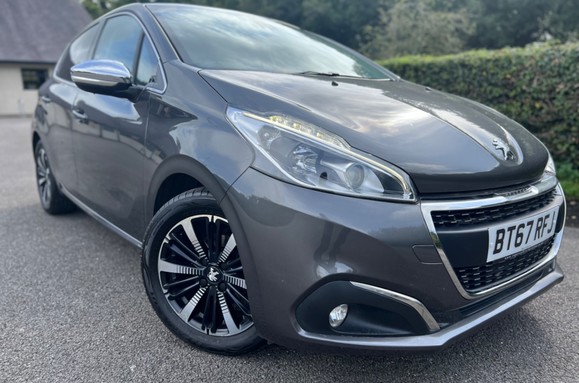 Peugeot 208 1.2 PURETECH ALLURE PREMIUM 1