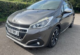 Peugeot 208 1.2 PURETECH ALLURE PREMIUM 10