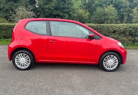 Volkswagen Up 1.0 MOVE UP 6