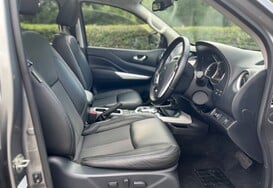 Nissan Navara DCI N-GUARD SHR DCB AUTO 15