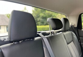 Nissan Navara DCI N-GUARD SHR DCB AUTO 19