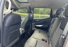 Nissan Navara DCI N-GUARD SHR DCB AUTO 31