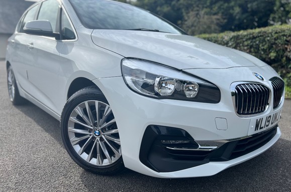 BMW 2 Series 218I LUXURY ACTIVE TOURER AUTO  1