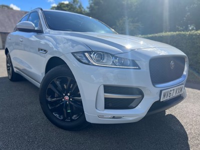 Jaguar F-Pace 2.0D 165 R-SPORT PAN ROOF