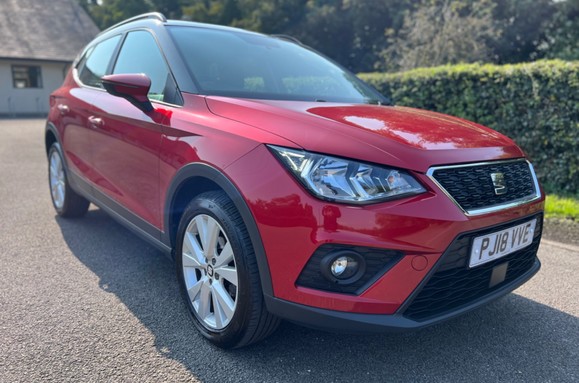 SEAT Arona 1.6 TDI SE TECHNOLOGY LUX 5