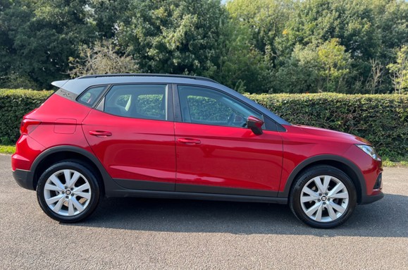 SEAT Arona 1.6 TDI SE TECHNOLOGY LUX 6