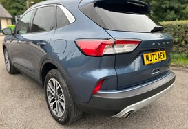 Ford Kuga TITANIUM 1.5 TDCi ECOBLUE 10