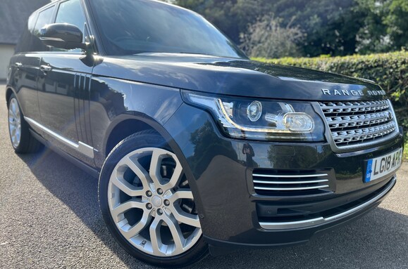 Land Rover Range Rover 3.0 TDV6 VOGUE SE AUTO PAN ROOF 1