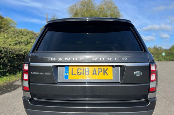 Land Rover Range Rover 3.0 TDV6 VOGUE SE AUTO PAN ROOF 8