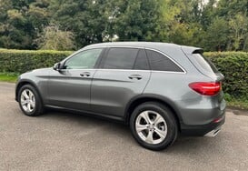 Mercedes-Benz GLC GLC 220 D 4MATIC SPORT AUTO 12