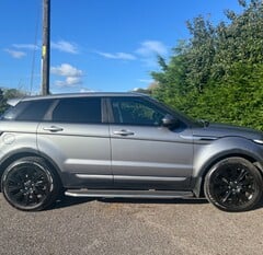 Land Rover Range Rover Evoque 2.2 SD4 PRESTIGE LUX AUTO PAN ROOF 4