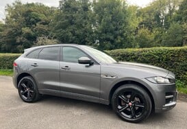 Jaguar F-Pace 2.0D R-SPORT AWD AUTO 6