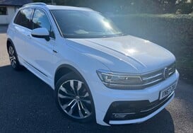 Volkswagen Tiguan R LINE 2.0 TDI BMT 4MOTION DSG AUTO PAN ROOF 2