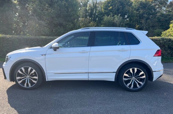 Volkswagen Tiguan R LINE 2.0 TDI BMT 4MOTION DSG AUTO PAN ROOF 11