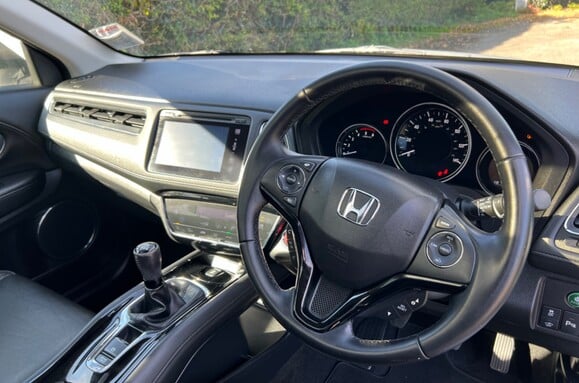 Honda HR-V 1.6 I-DTEC EX PAN ROOF  17