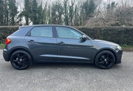 Audi A1 1.0 TFSI 30 SPORT SPORTBACK NAV 6