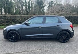 Audi A1 1.0 TFSI 30 SPORT SPORTBACK NAV 10