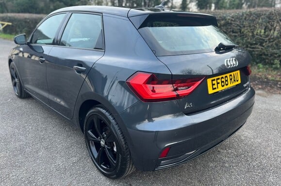 Audi A1 1.0 TFSI 30 SPORT SPORTBACK NAV 11