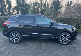 Nissan Qashqai 1.5 DCI TEKNA 6