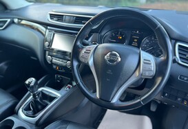 Nissan Qashqai 1.5 DCI TEKNA 16