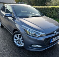 Hyundai i20 1.4 GDI PREMIUM 1