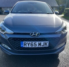 Hyundai i20 1.4 GDI PREMIUM 3