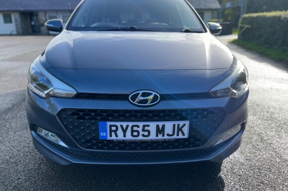 Hyundai i20 1.4 GDI PREMIUM 4