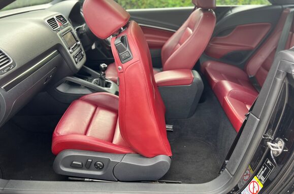 Volkswagen Eos SPORT 2.0 TSI CONVERTIBLE 34