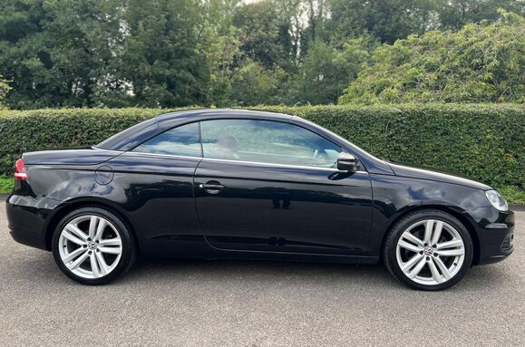 Volkswagen Eos SPORT 2.0 TSI CONVERTIBLE 11