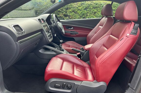 Volkswagen Eos SPORT 2.0 TSI CONVERTIBLE 30