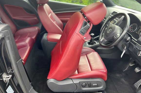 Volkswagen Eos SPORT 2.0 TSI CONVERTIBLE 27