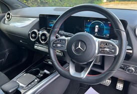 Mercedes-Benz GLA Class GLA 2.0 250 AMG LINE AUTO 17